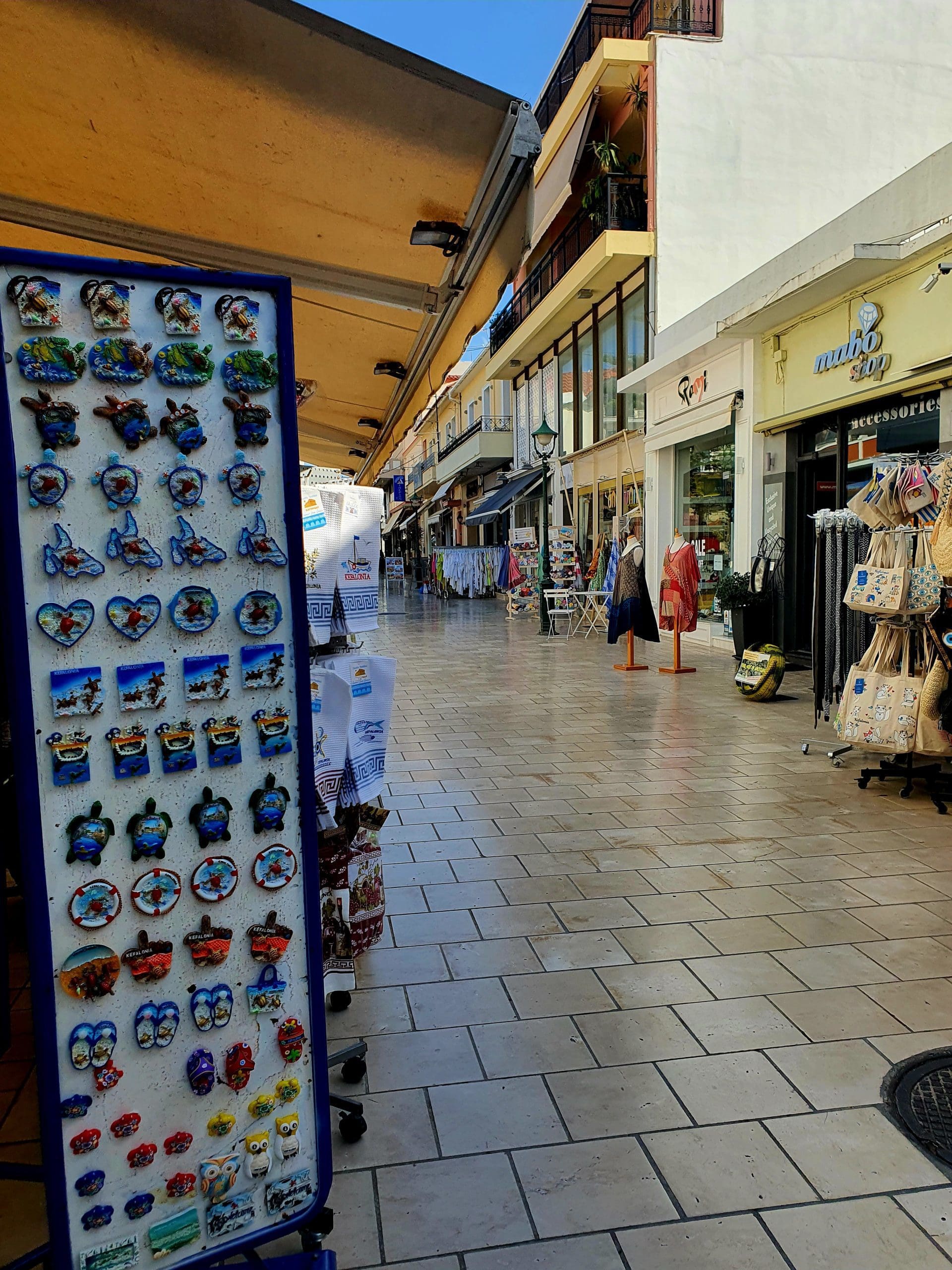 shopping in kefalonia