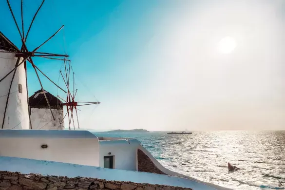 How to travel Mykonos on a budget