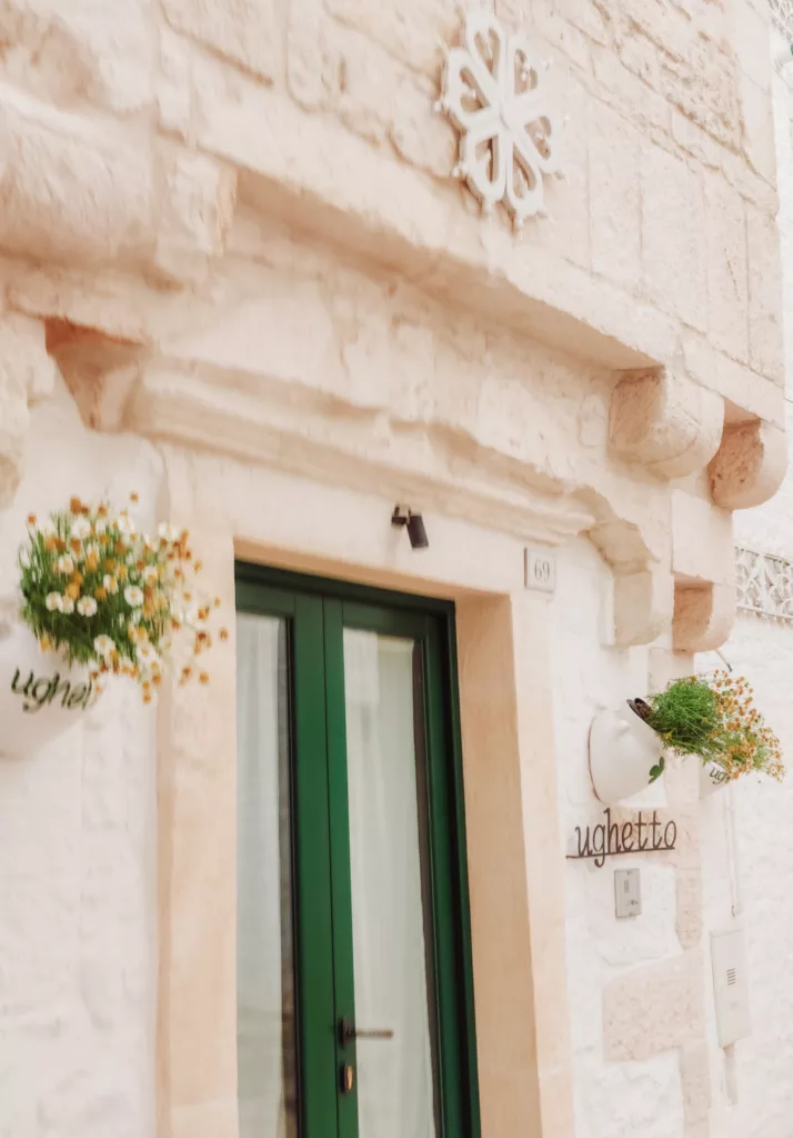 Pretty streets in Locorotondo, Puglia