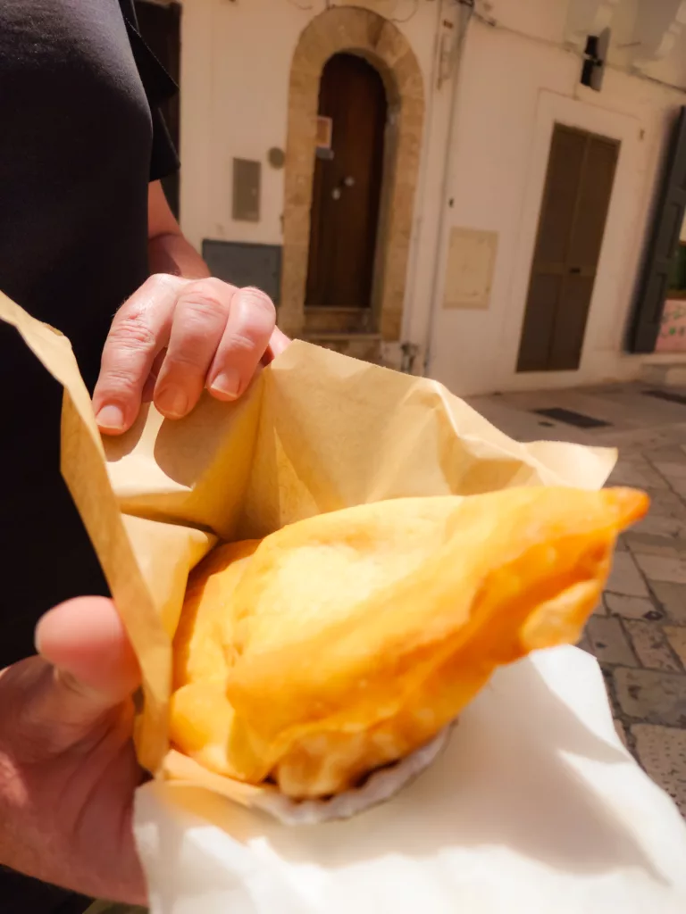 Frume in Polinano a Mare is the best for foccacia the local food