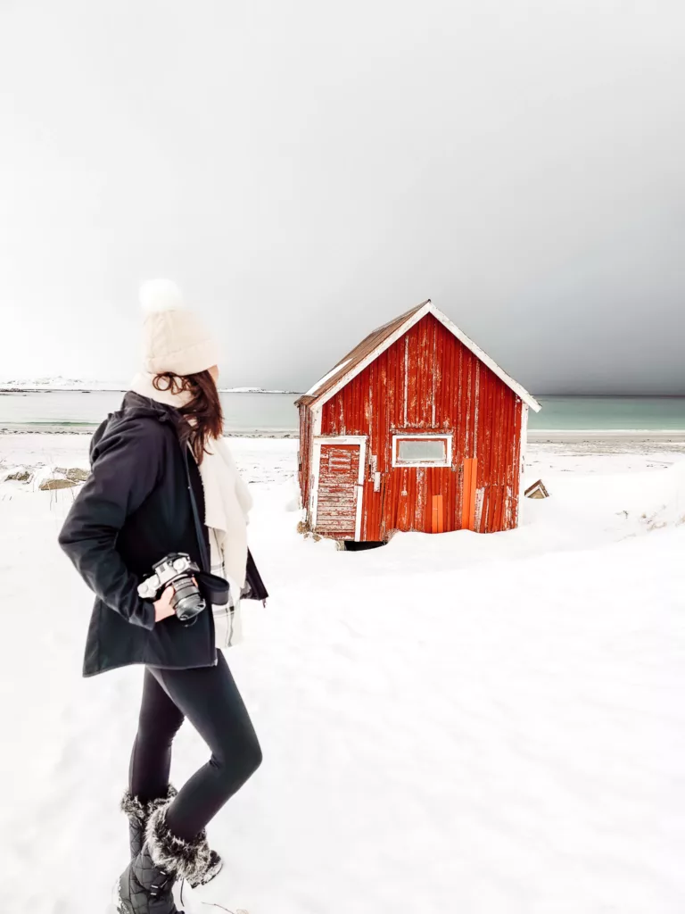 Red shed in Lofoten