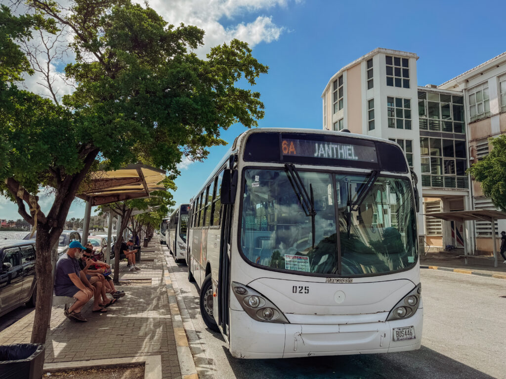 public bus curaçao