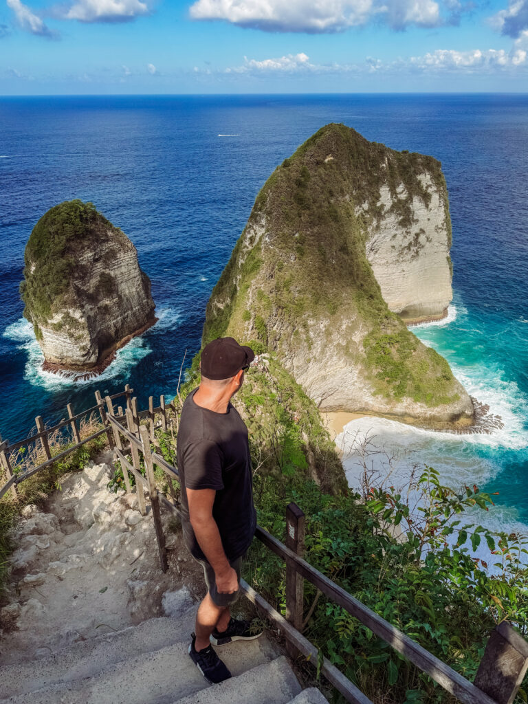 T rex beach Nusa Penida