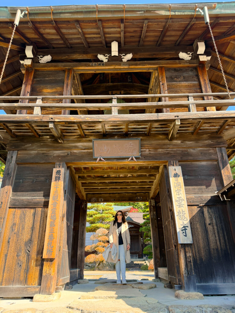 temples on the walking route in Takayama