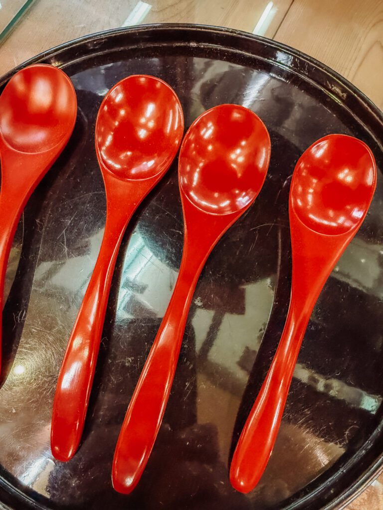 lacquerware in Narai juku is a beautiful souvenir