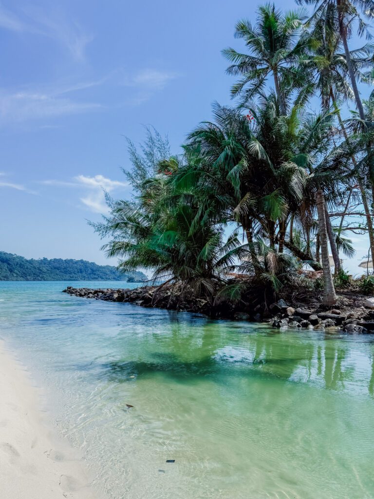 Ao Phrao beach on Ko Kood