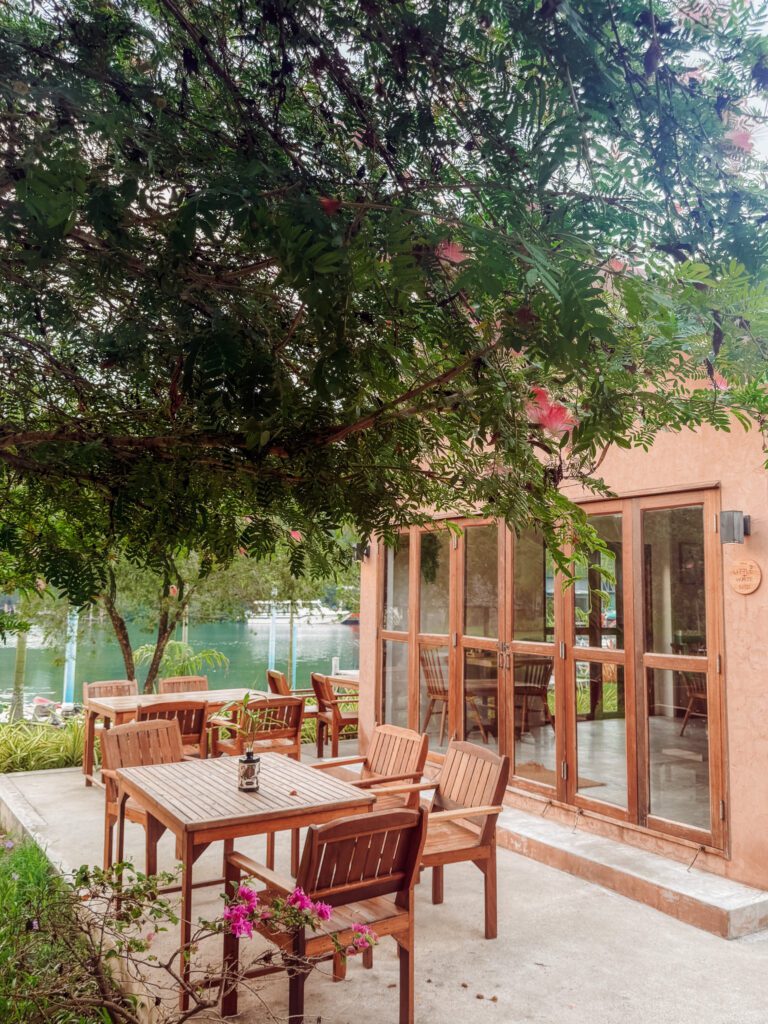 Breakfast/shared kitchen area at Little White Bird Traveller Hotel, such a great stay in Khlong Chao Beach Ko Kood