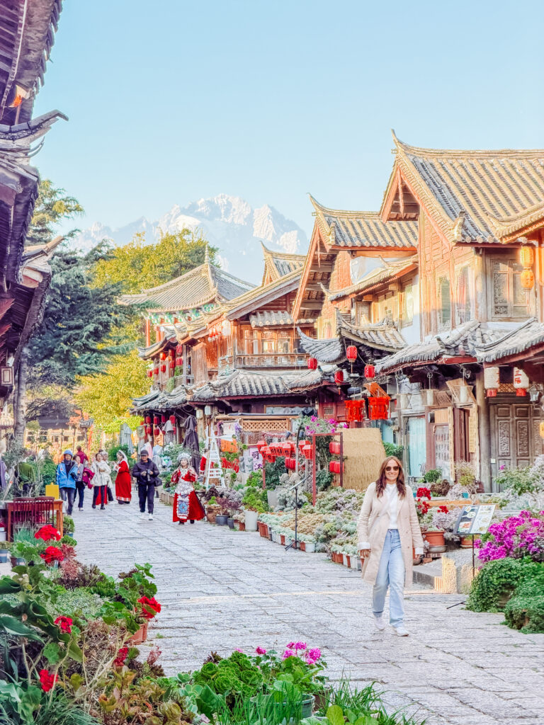 Wandering beautiful streets in Lijian, Yunnan, China