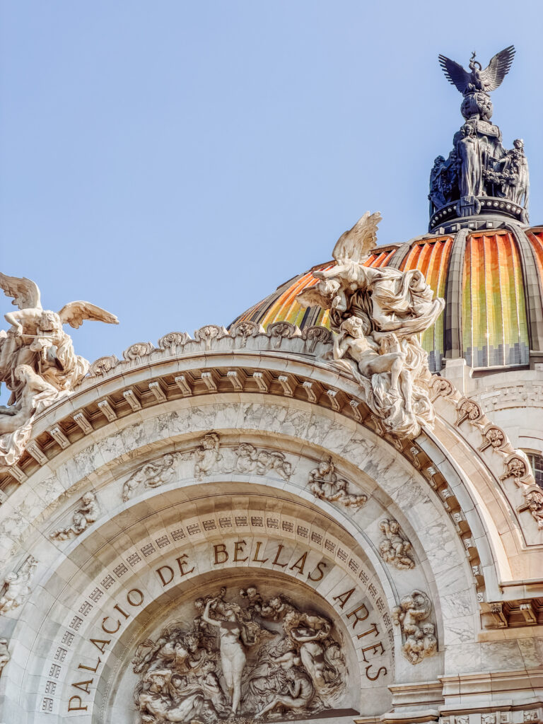 bella de artes building in mexico city