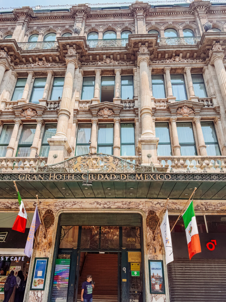 the gran hotel is gorgeous, I would love to stay here on our next visit to mexico city