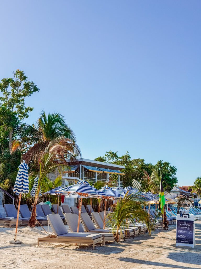 sunbeds negril beach