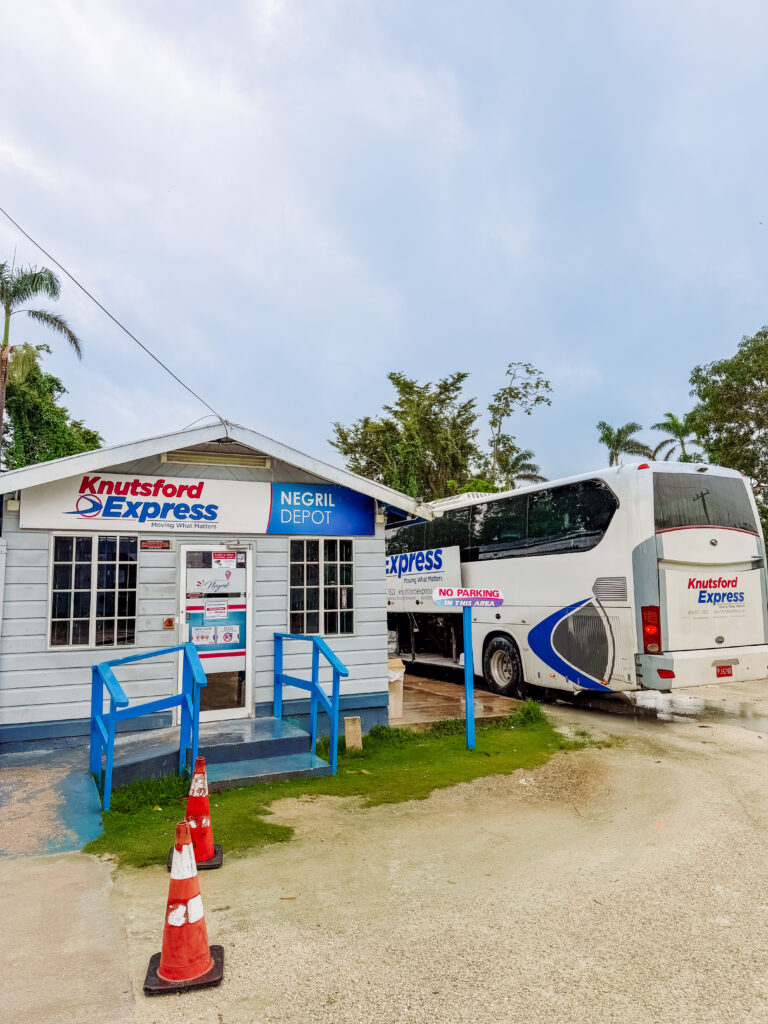 negril south knutsford express bus station