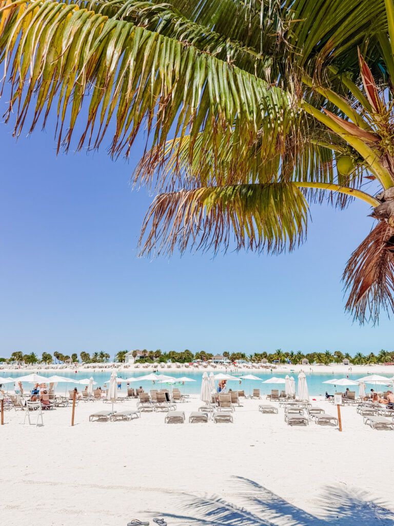 stunning lagoon beach ocean cay bahamas