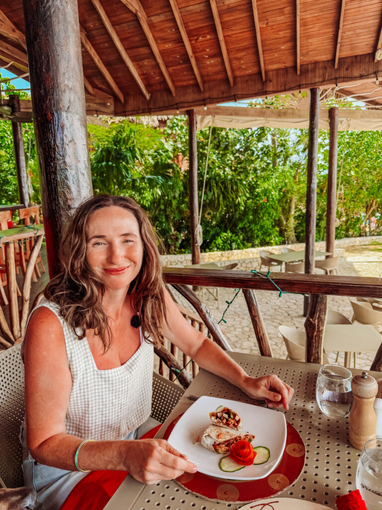 delicious lunch at the lodge restaurant in negril