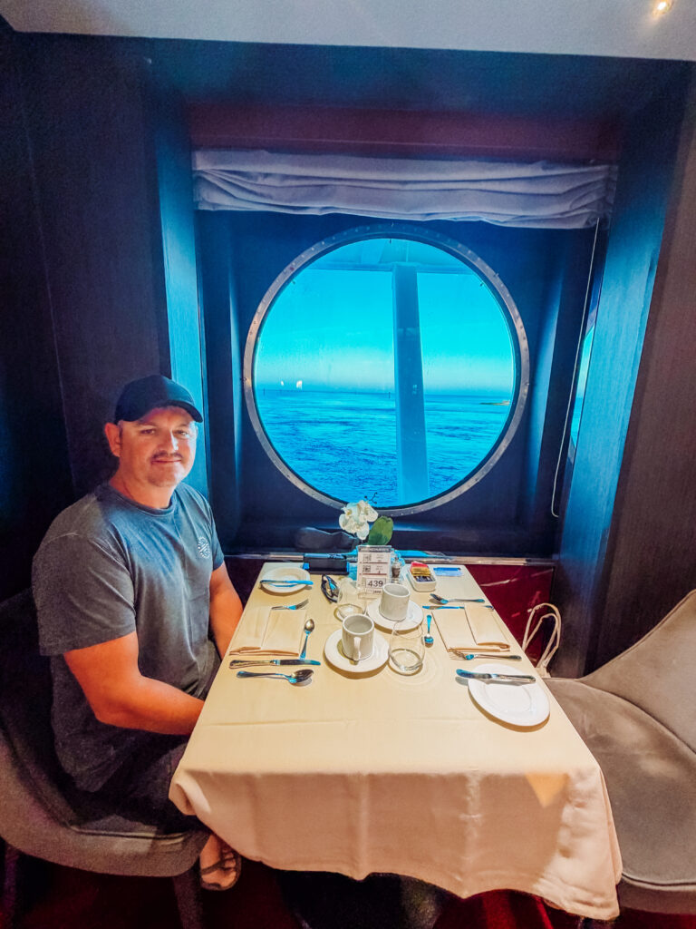 mike dining room msc cruise