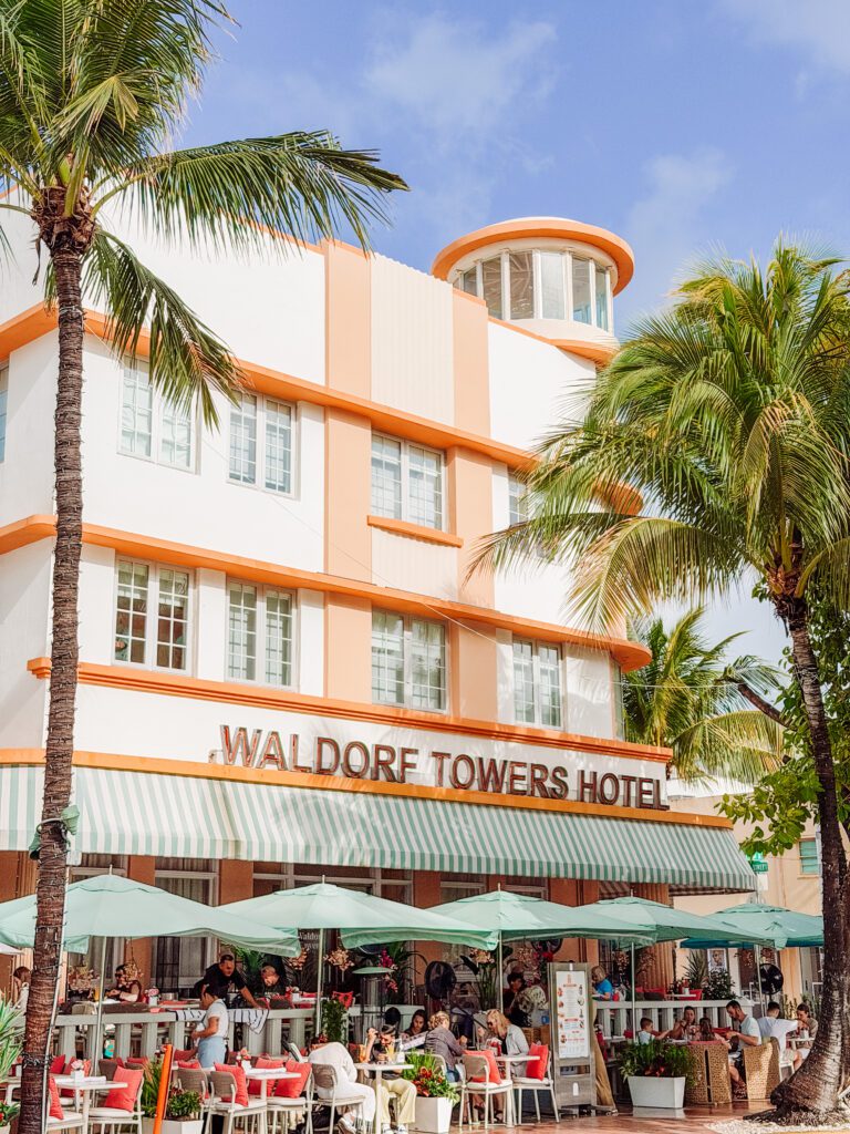 retro buildings around miami south beach