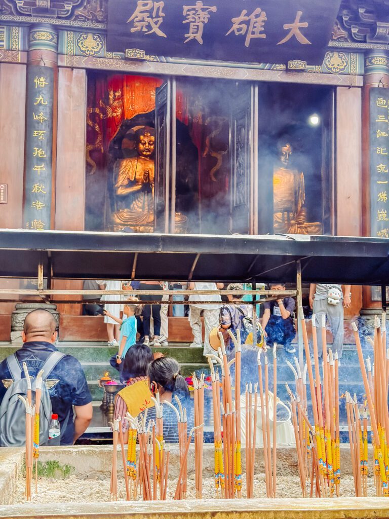 temple details at leshan scenic area