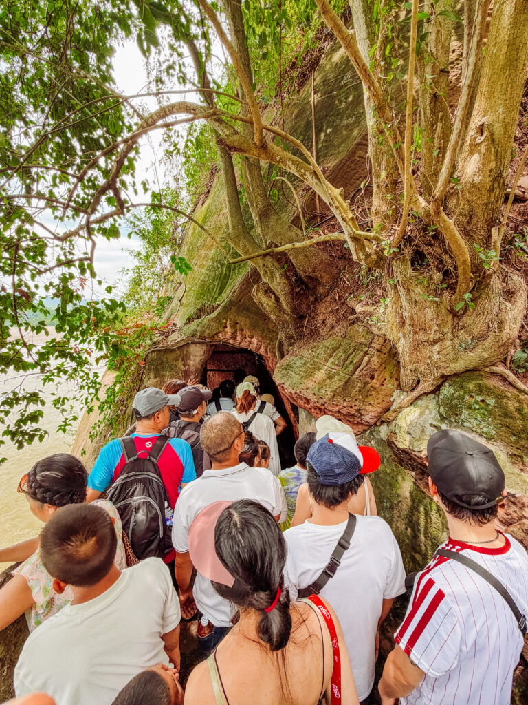 line up at the start of the path to the giant buddha feet