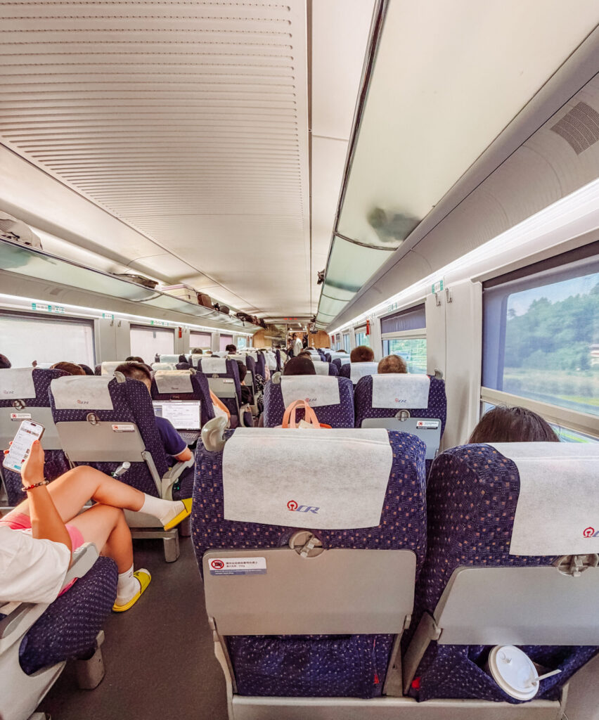 return train to chengdu