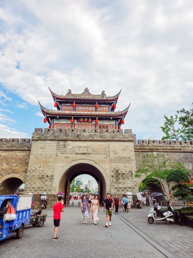 the entrance to the ancient town in dujiangyan
