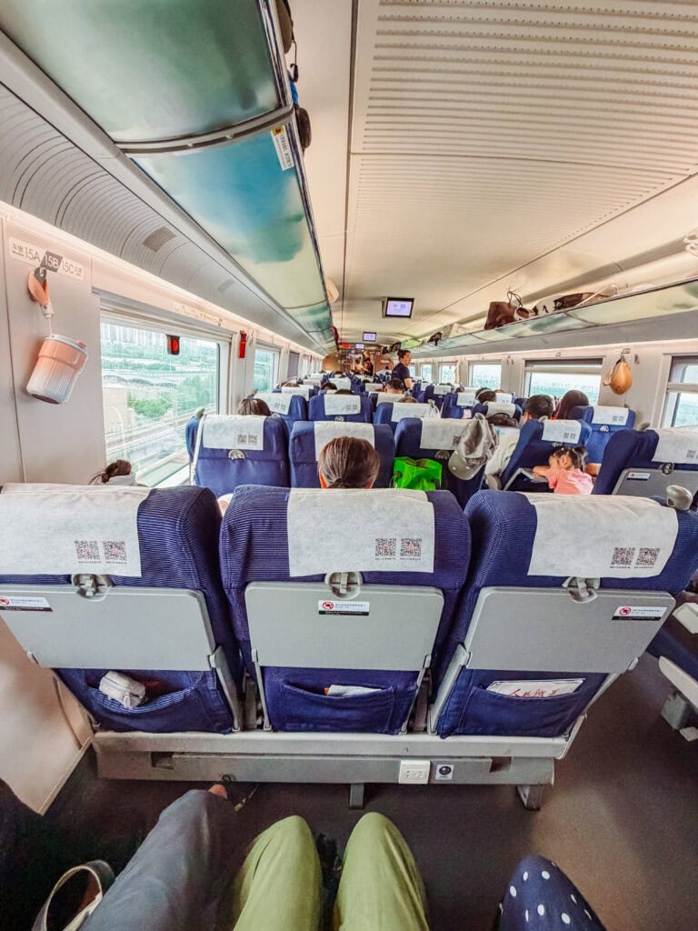 train to dujiangyan from xi'an