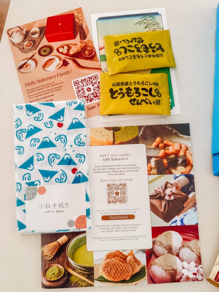 details of the sakuraco box