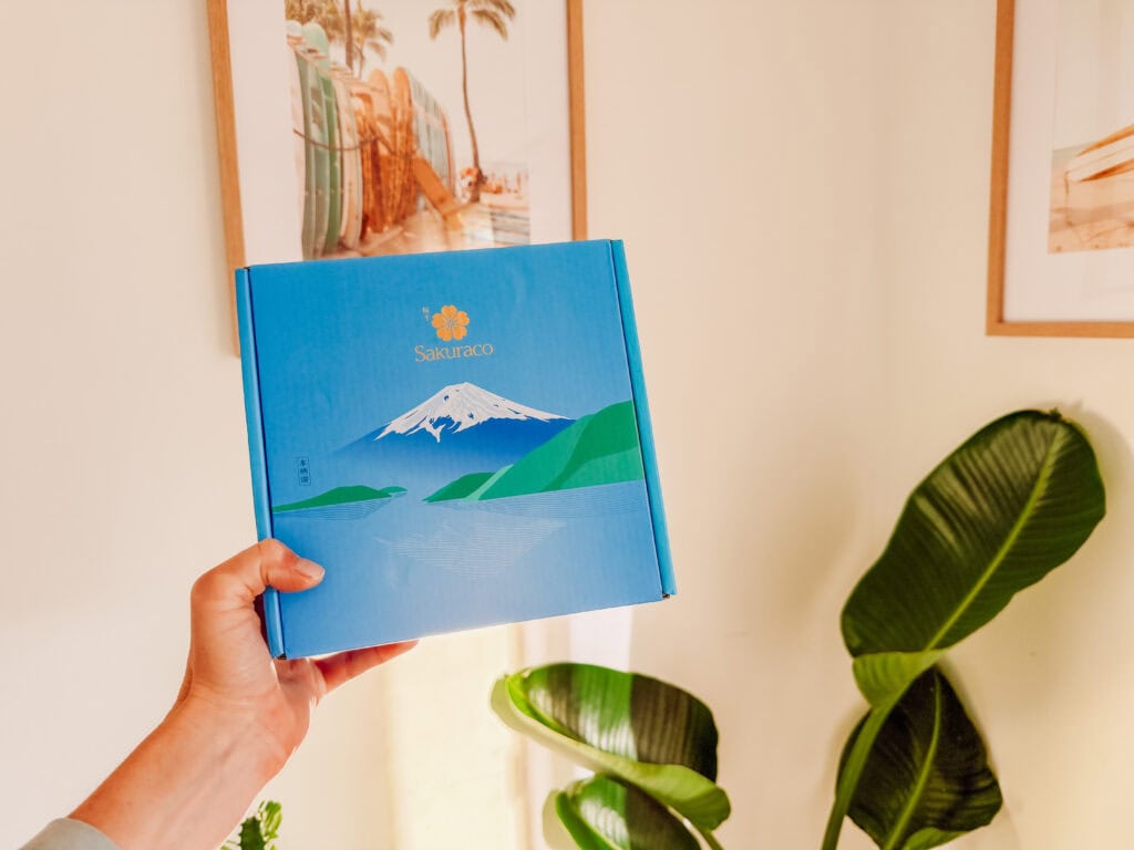 the beautiful box with sakuraco mt fuji