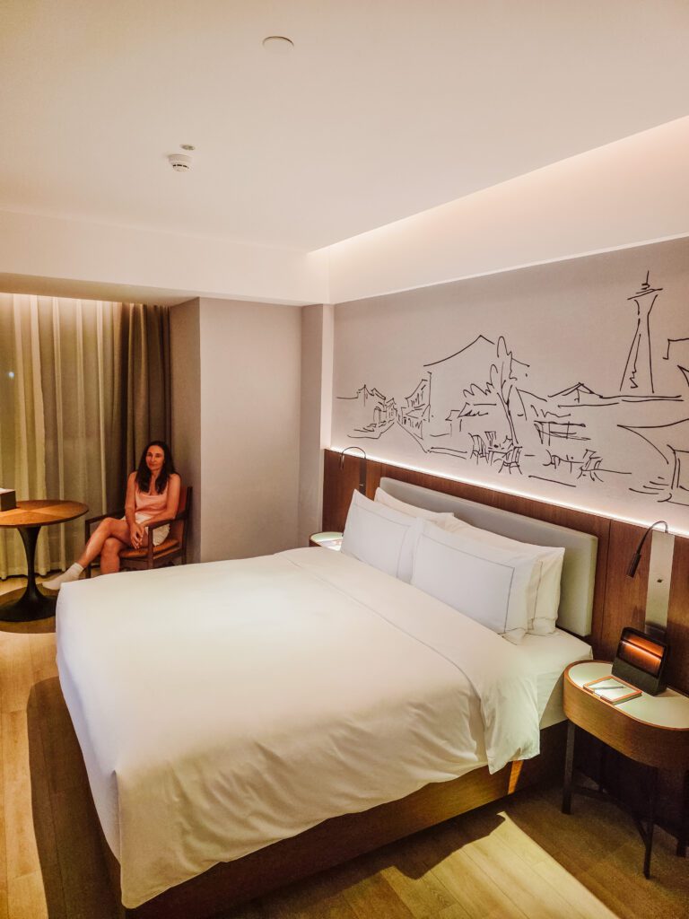 ur cove by hyatt room