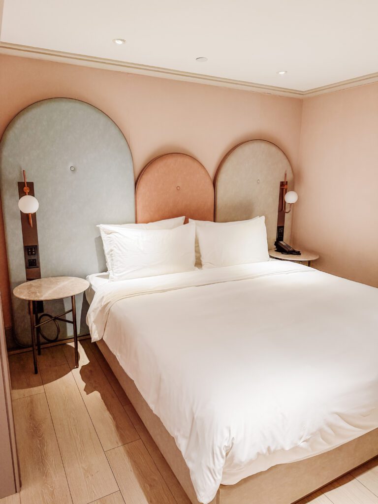 the bed at mercure chengdu was super comfortable
