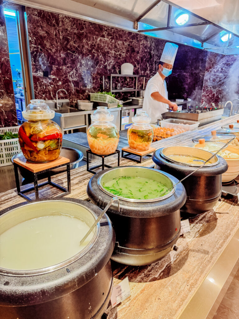 dishes for breakfast at mercure chengdu