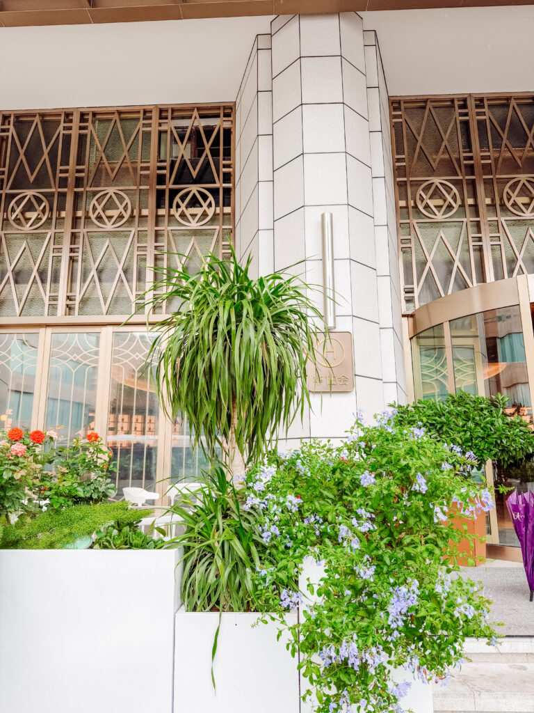outdoor entrance at mercure chengdu