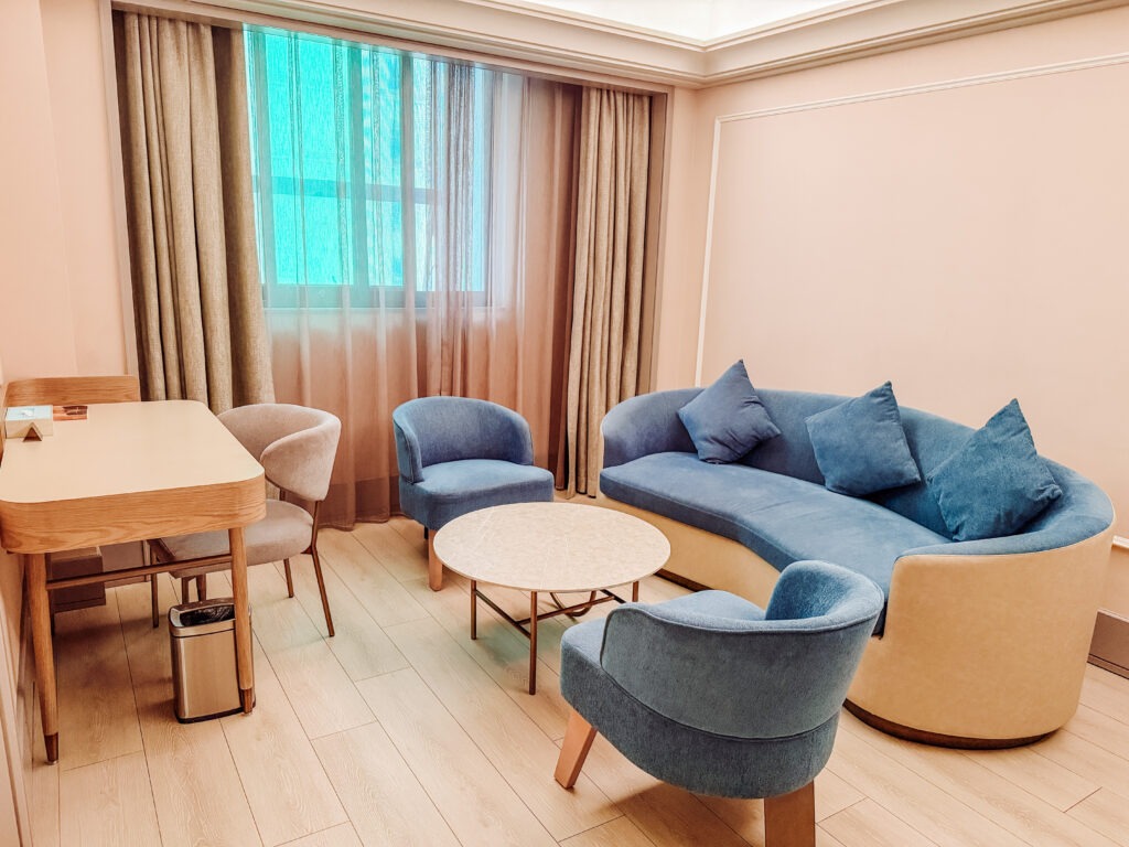 sitting area in mercure hotel chengdu