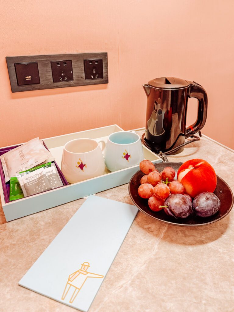 in room tea and coffee mercure chengdu