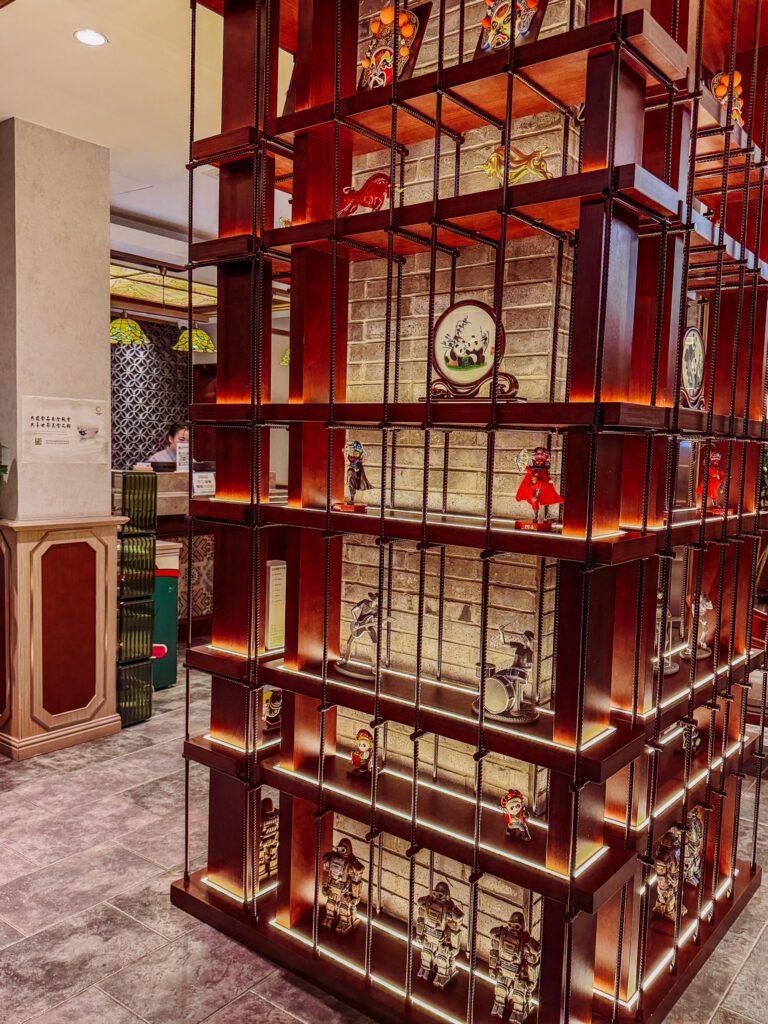 details of the nostalgia hotel in lobby