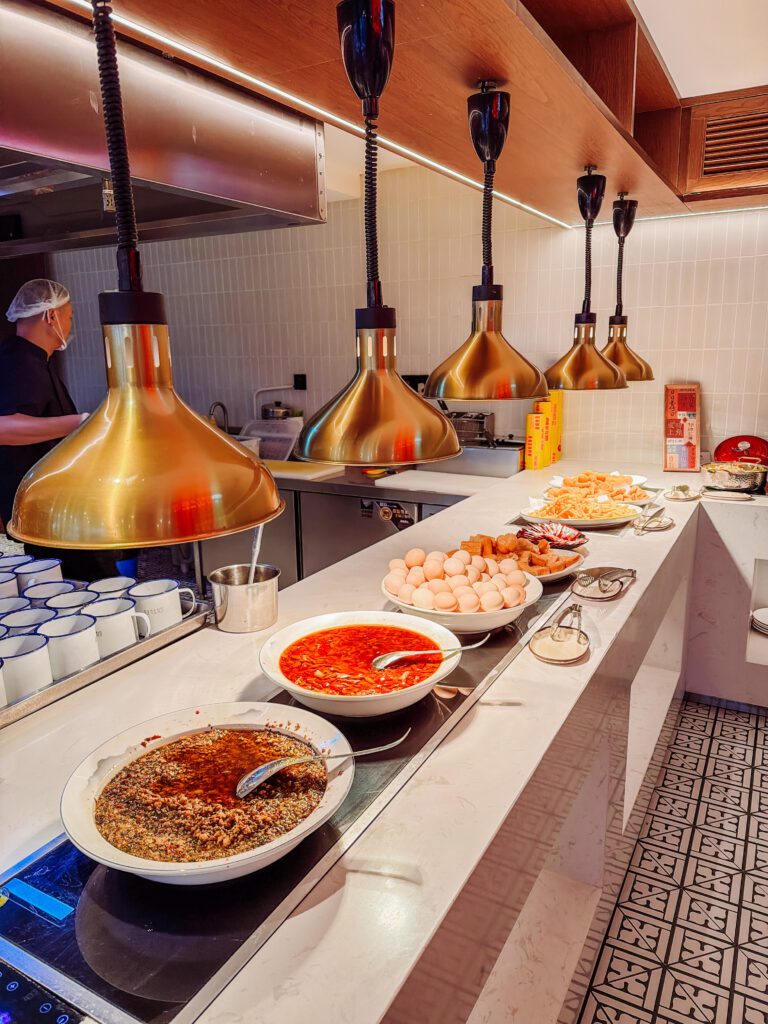 breakfast at ur cove by hyatt wenshu chengdu